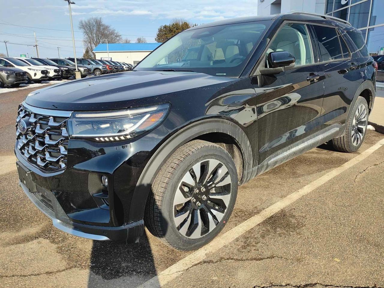 2025 Ford Explorer Platinum