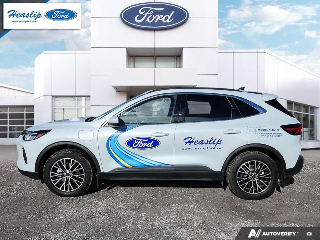 2025 Ford Escape PHEV Photo5