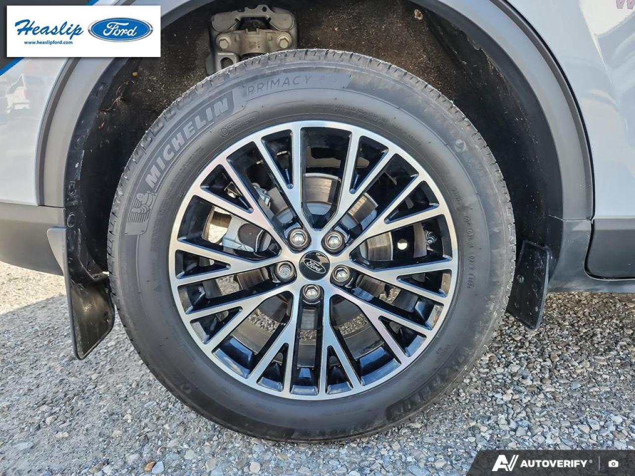 2025 Ford Escape PHEV Photo5