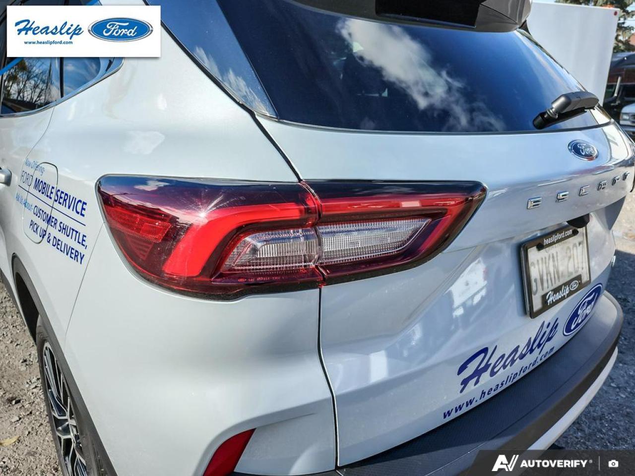 2025 Ford Escape PHEV Photo5