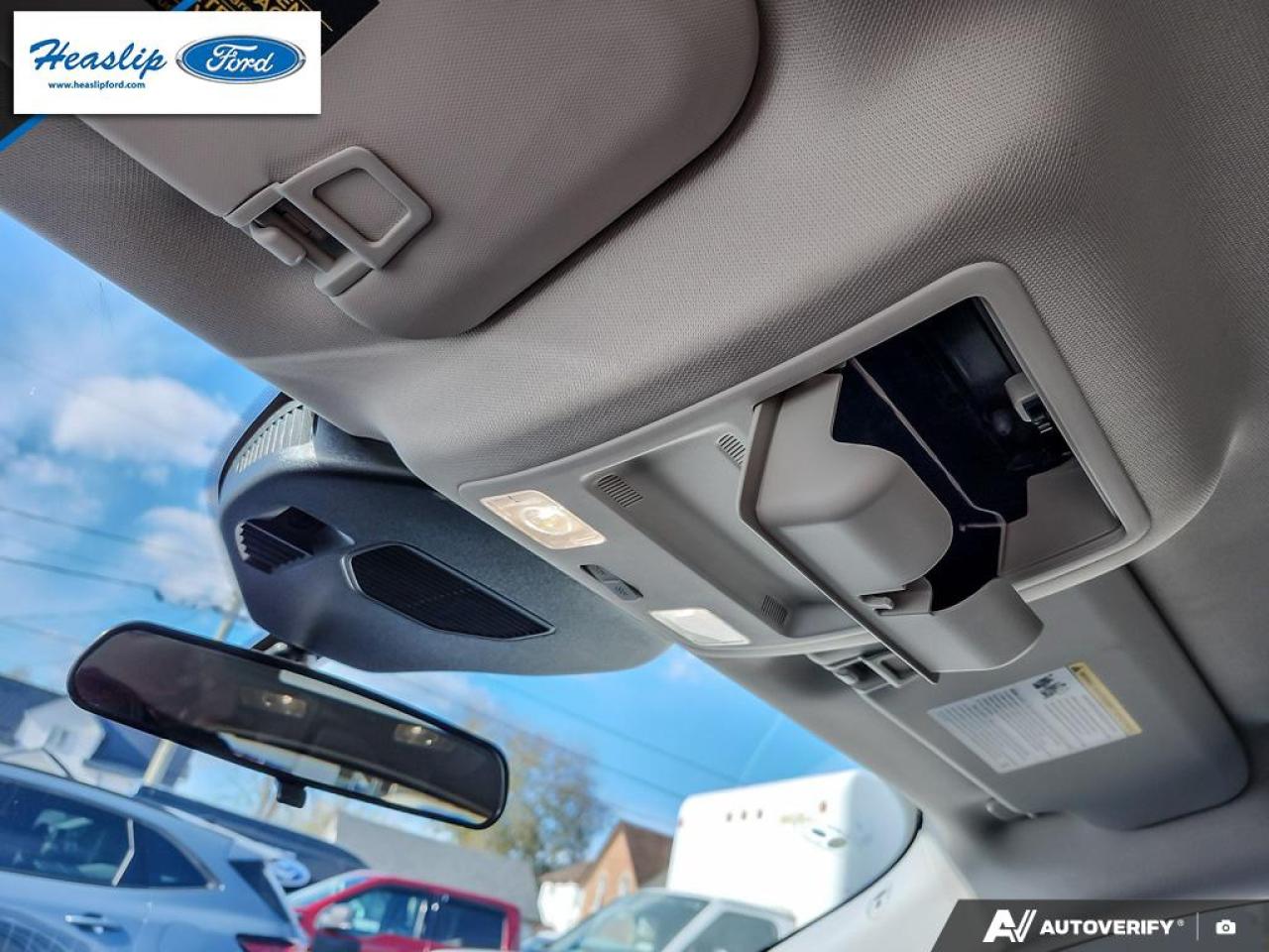 2025 Ford Escape PHEV Photo5