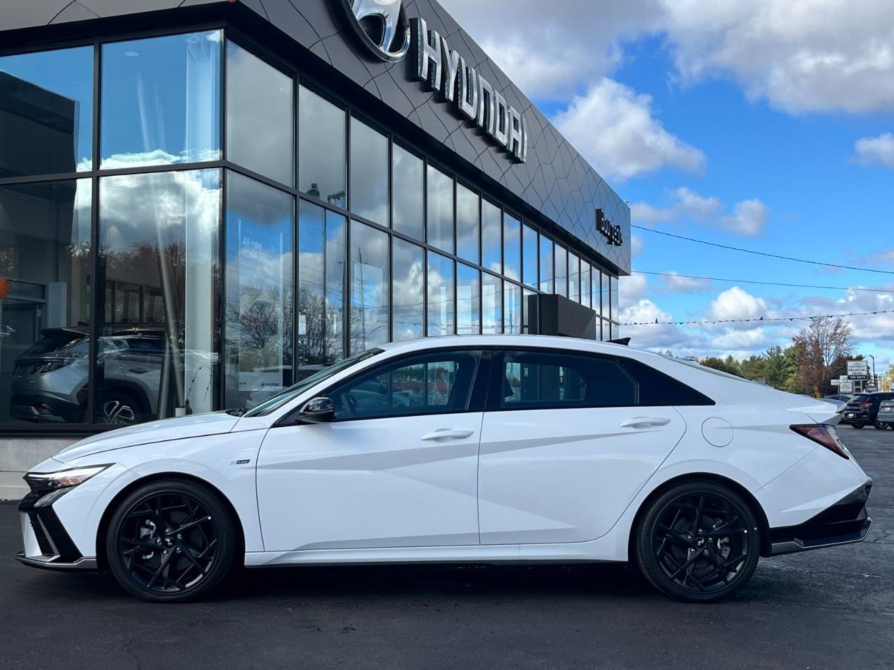 2025 Hyundai Elantra N Line Ultimate DCT Photo2