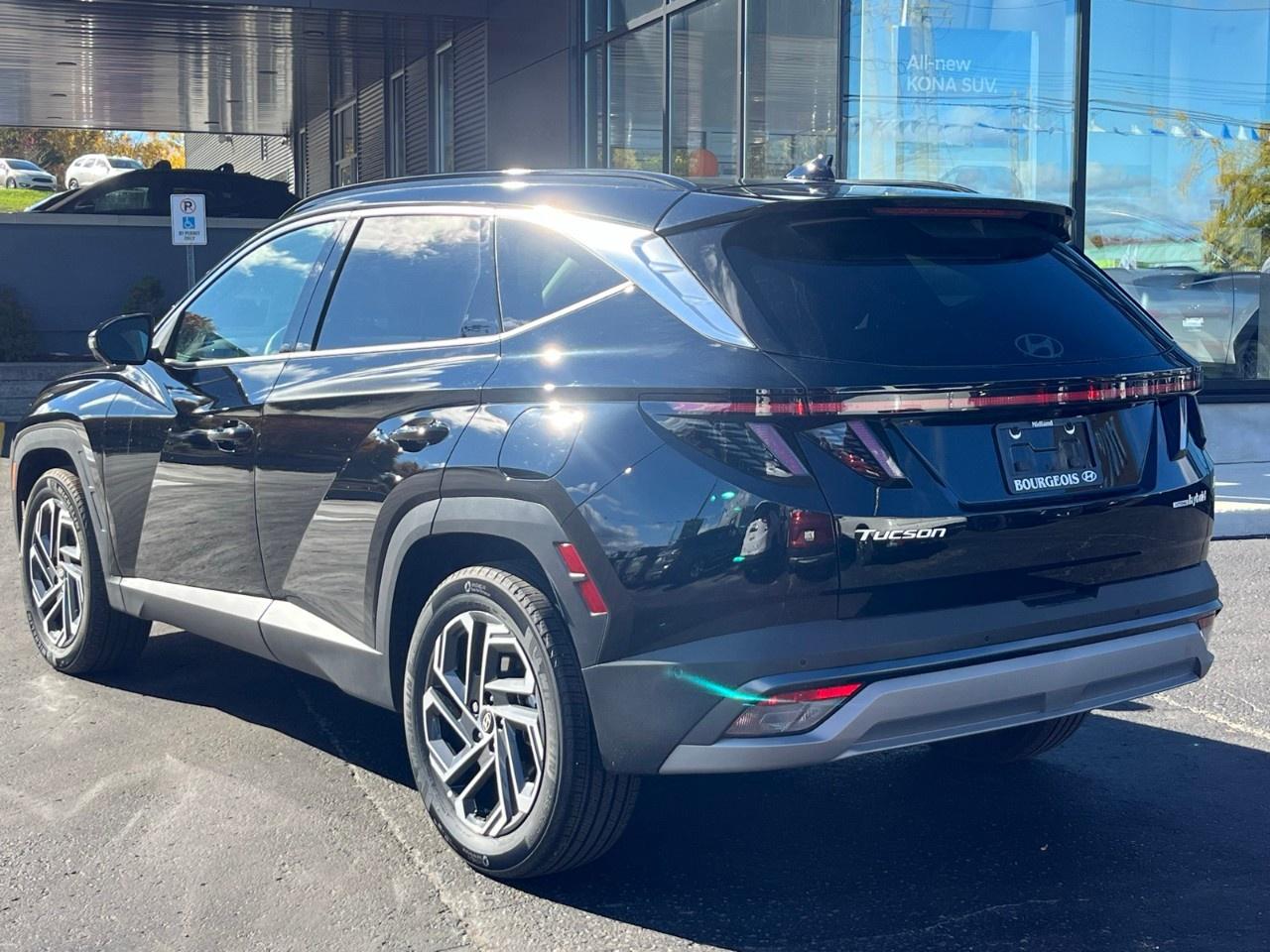 2025 Hyundai Tucson Hybrid Ultimate AWD Photo4