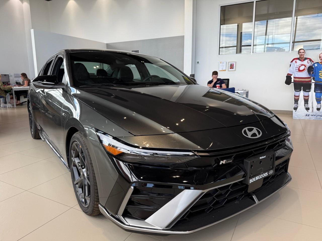 2025 Hyundai Elantra N Line Ultimate DCT Photo2