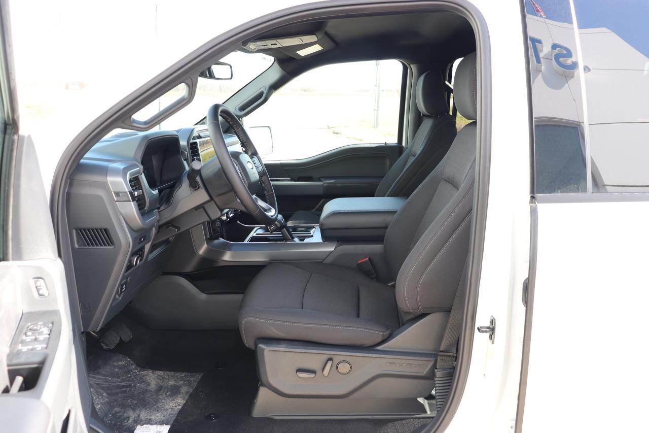2025 Ford F-150 XLT 4WD SuperCrew 5.5' Box Photo5