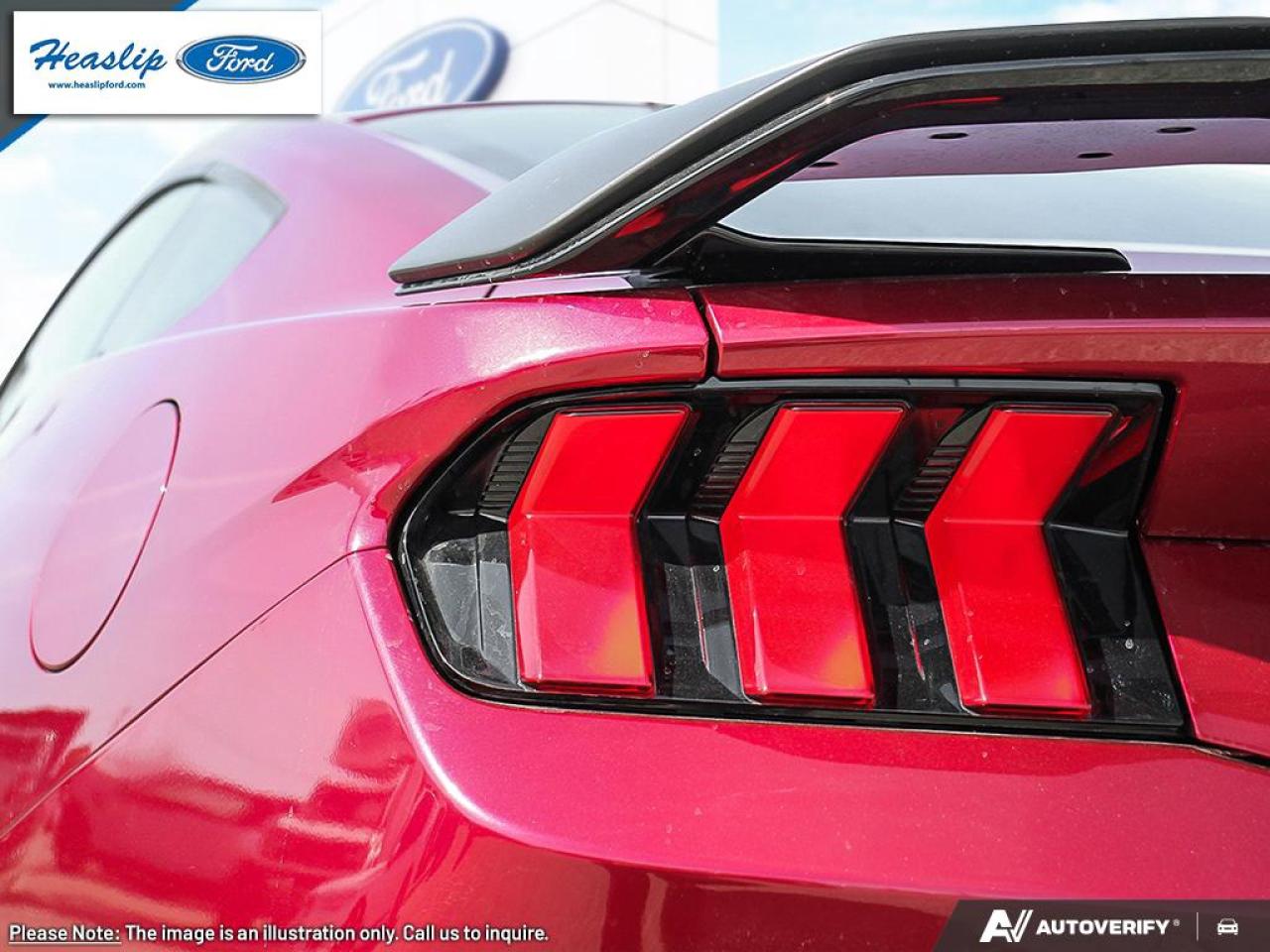 2025 Ford Mustang Dark Horse Photo