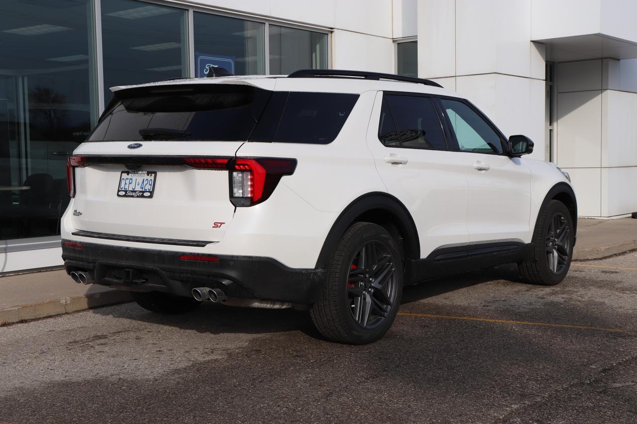 2025 Ford Explorer ST 4WD Photo