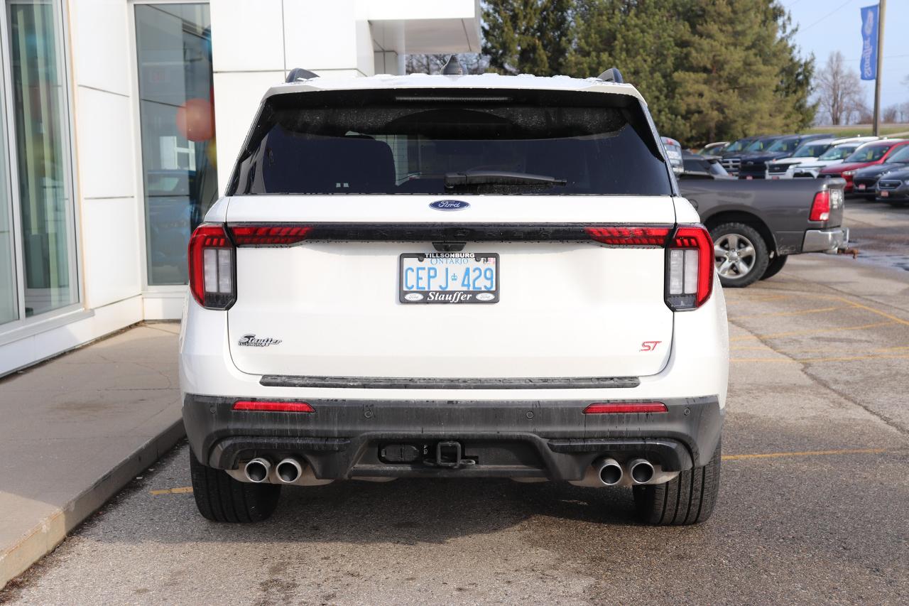 2025 Ford Explorer ST 4WD Photo
