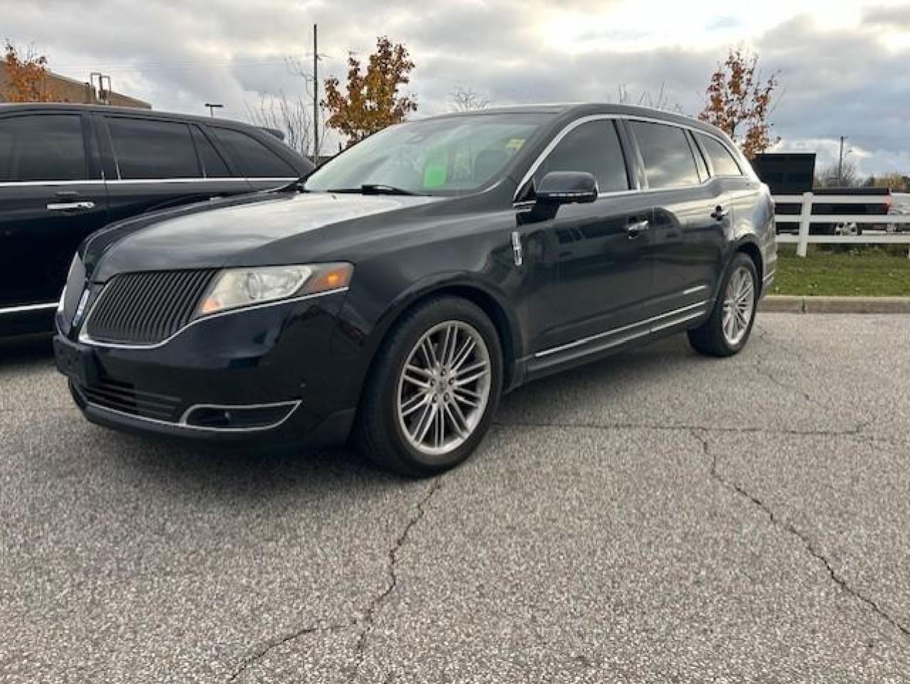 Used 2014 Lincoln MKT Familiale 4 portes à traction intégrale EcoBoost for sale in Watford, ON