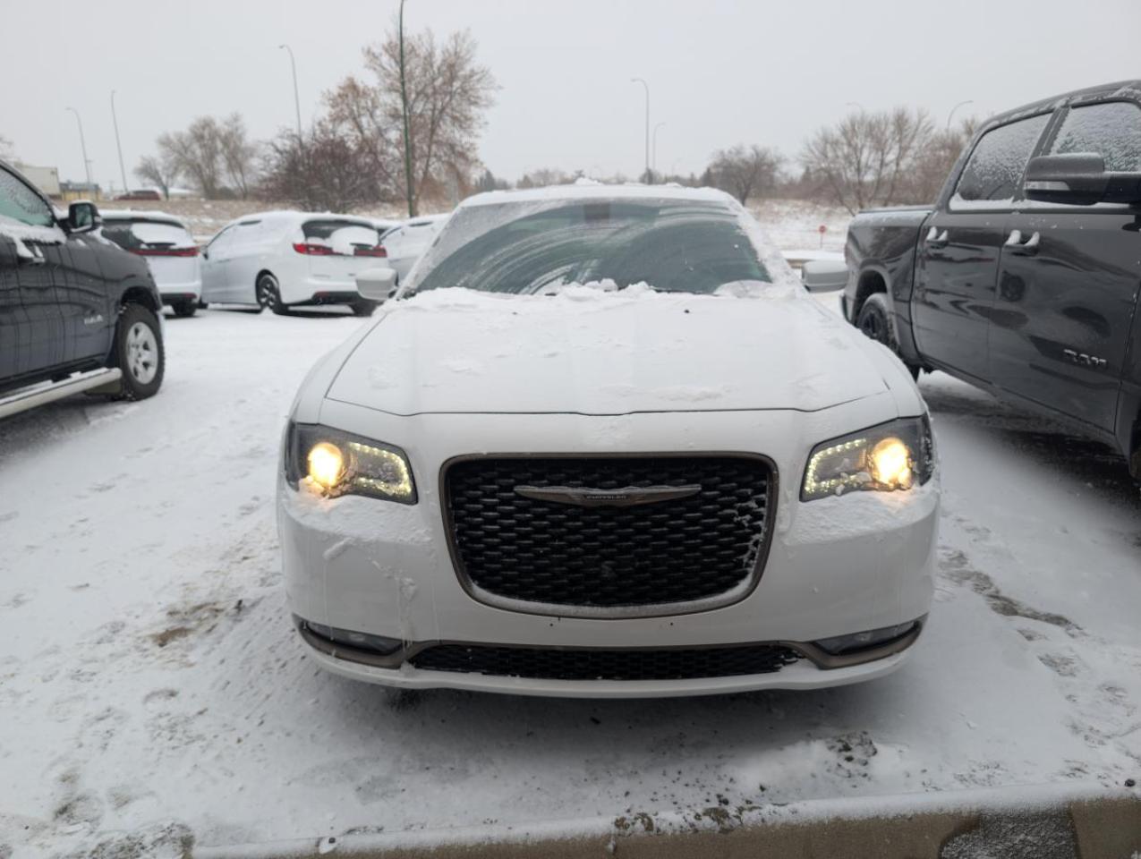 Used 2019 Chrysler 300 300S PA for sale in Medicine Hat, AB