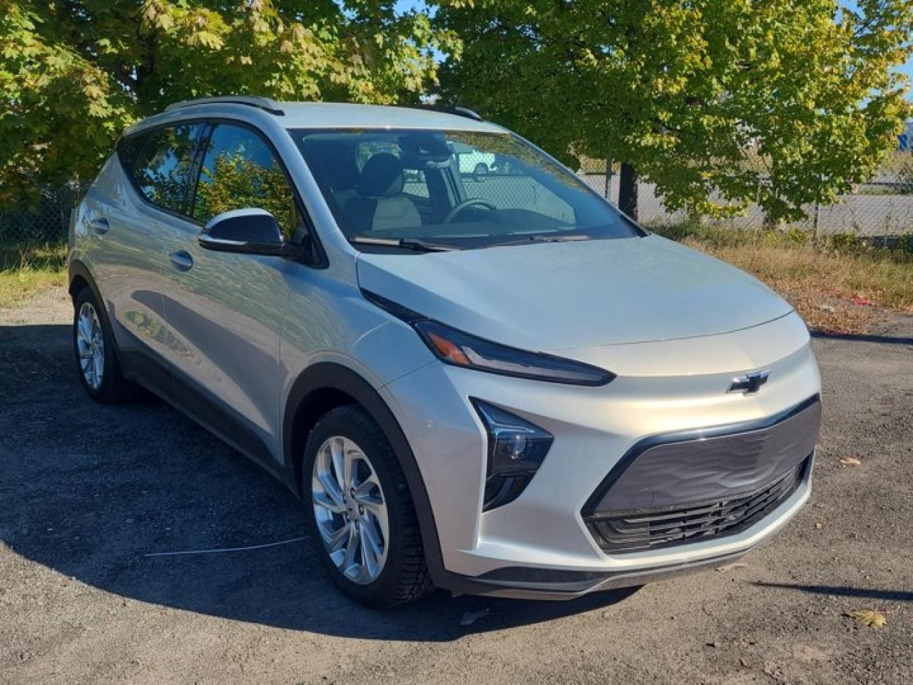 Used 2023 Chevrolet Bolt EUV LT | Heated Seats | Power Seat | CarPlay + Android | Rear Camera | and more! for sale in Guelph, ON