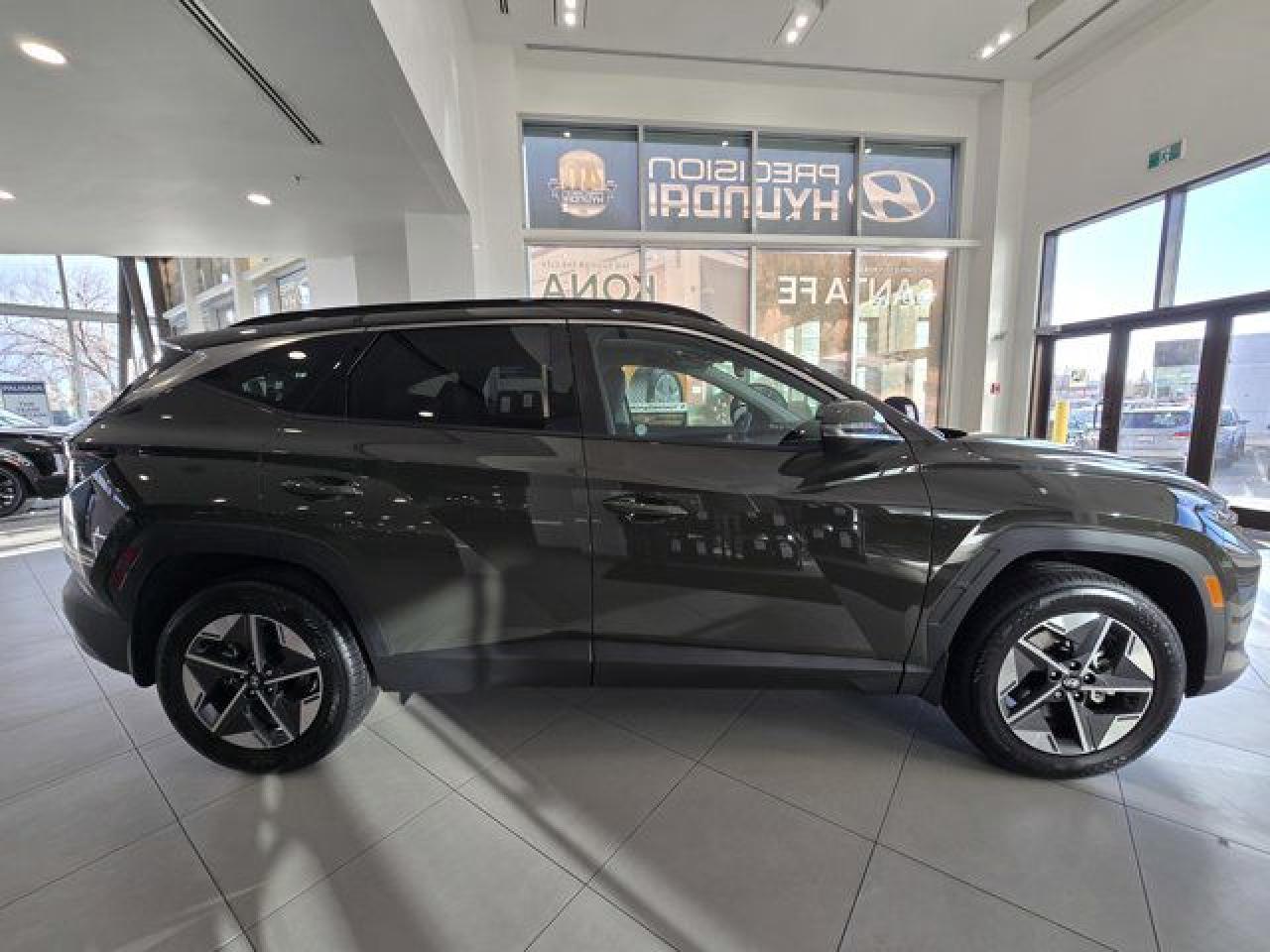 New 2025 Hyundai Tucson Preferred for sale in Calgary, AB