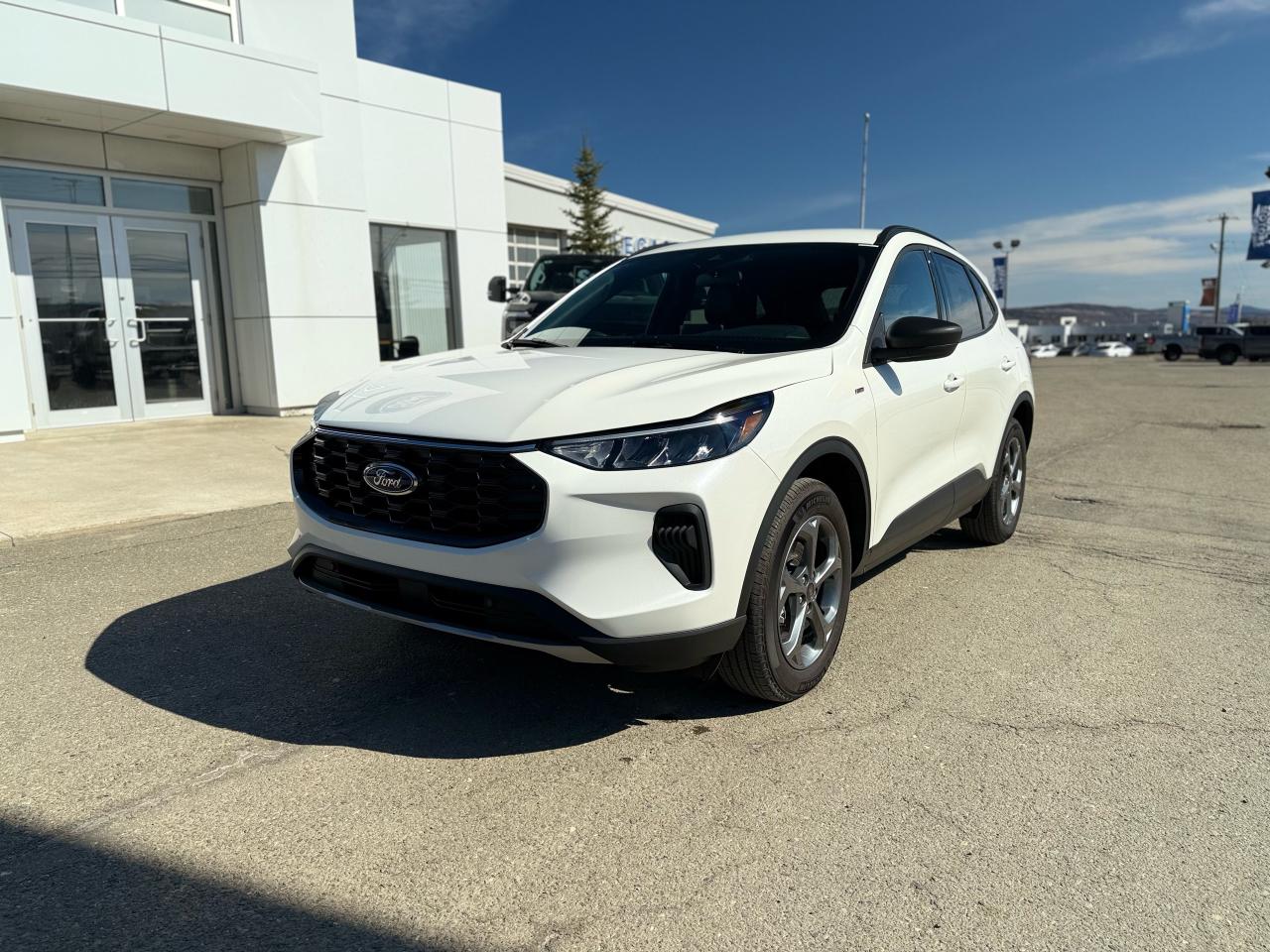2025 Ford Escape ST-Line Photo1