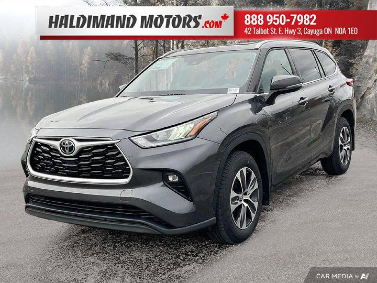 Used 2022 Toyota Highlander XLE for sale in Cayuga, ON