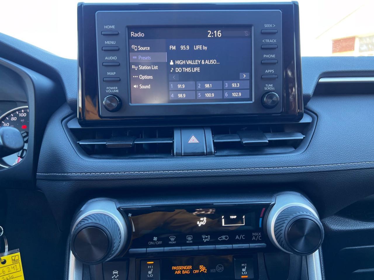 2020 Toyota RAV4 LE AWD - Photo #15