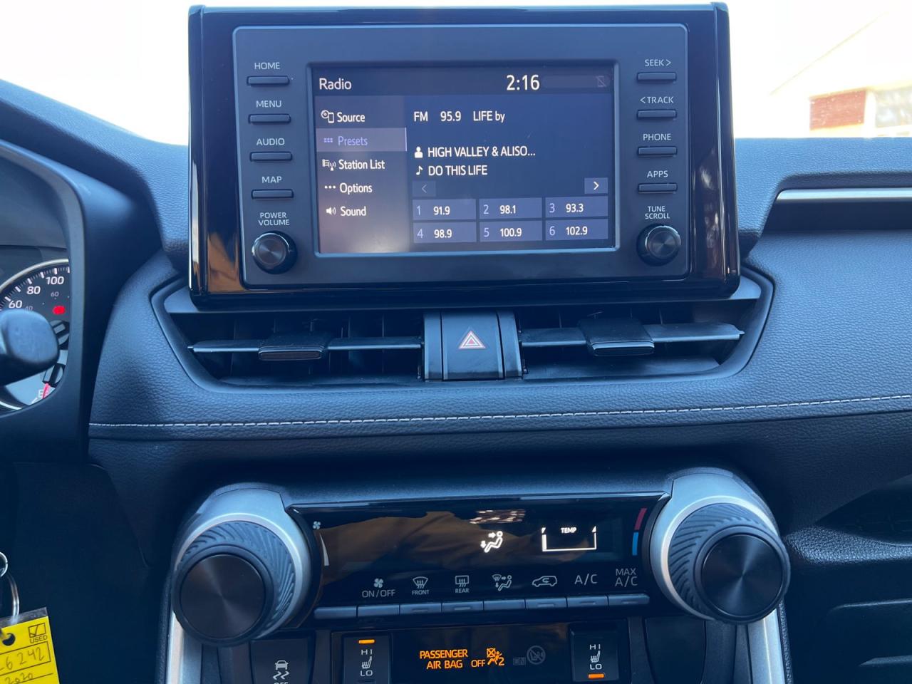 2020 Toyota RAV4 LE AWD - Photo #15