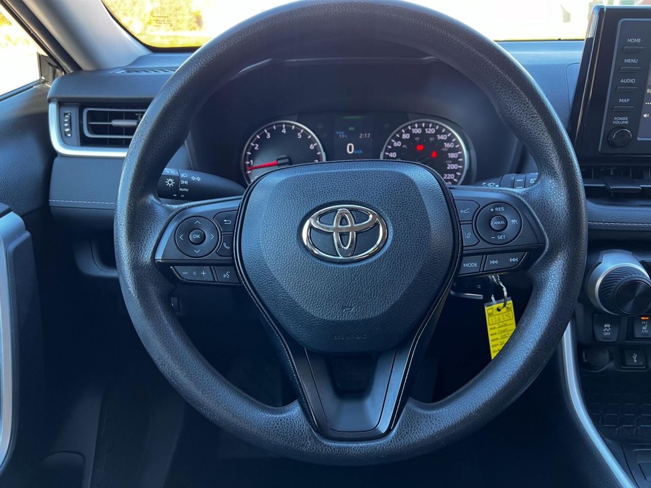 2020 Toyota RAV4 LE AWD - Photo #24