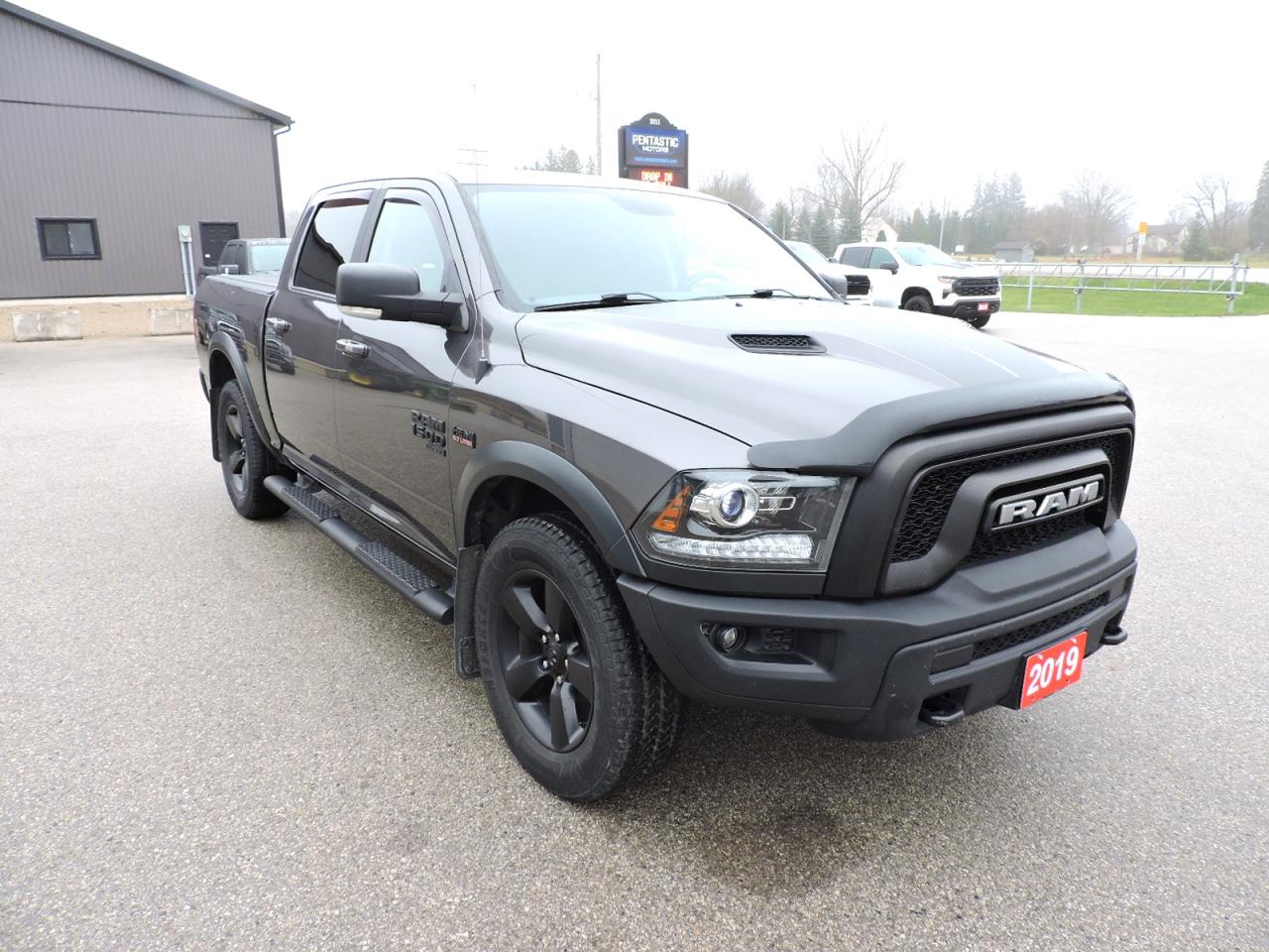 Used 2019 RAM 1500 Classic Warlock 5.7L Hemi 4X4 1-Owner Oiled Annually for sale in Gorrie, ON