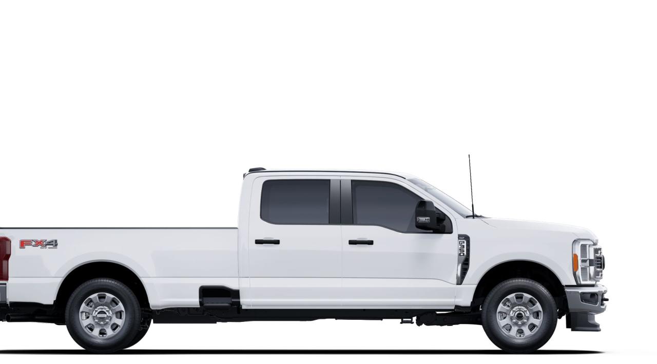 2025 Ford F-350 Super Duty SRW XLT Photo4