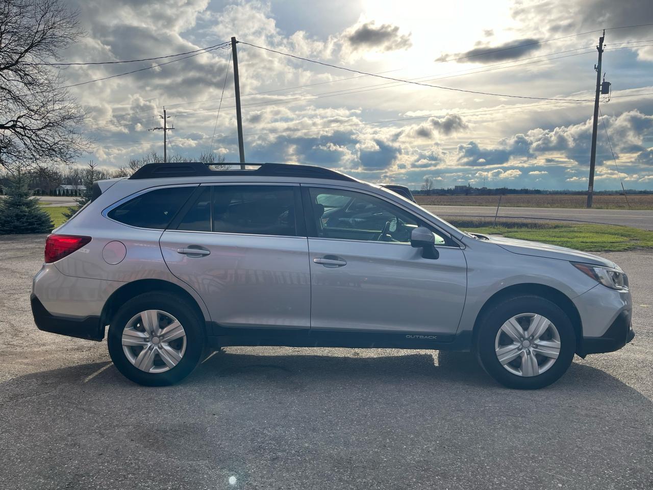 2018 Subaru Outback Backup Camera | Bluetooth | Cruise Control - Photo #6