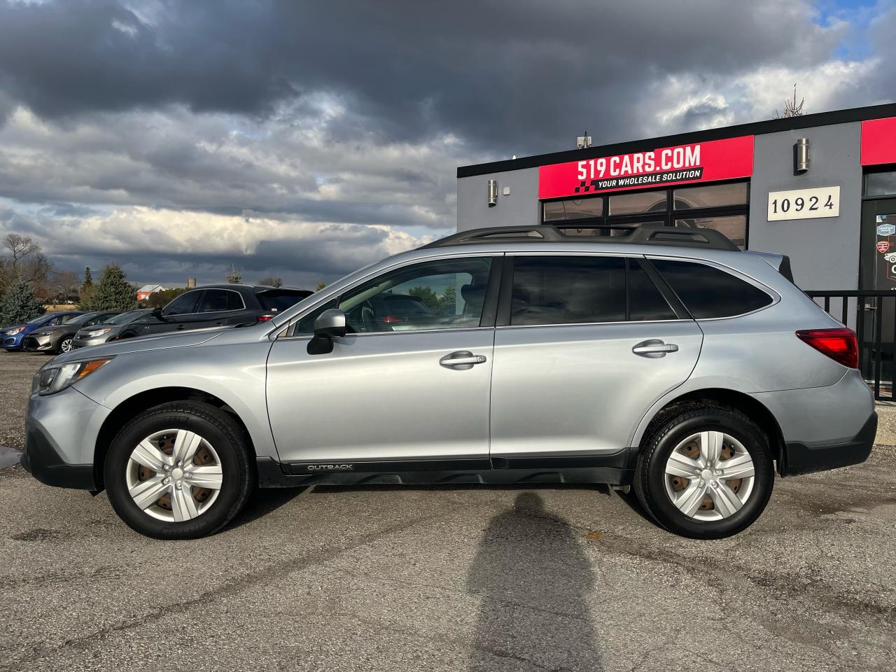 2018 Subaru Outback Backup Camera | Bluetooth | Cruise Control - Photo #2