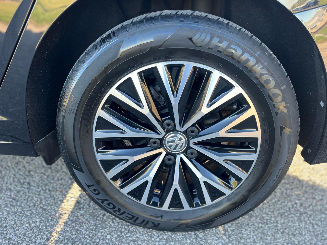 2020 Volkswagen Jetta HIGHLINE Photo
