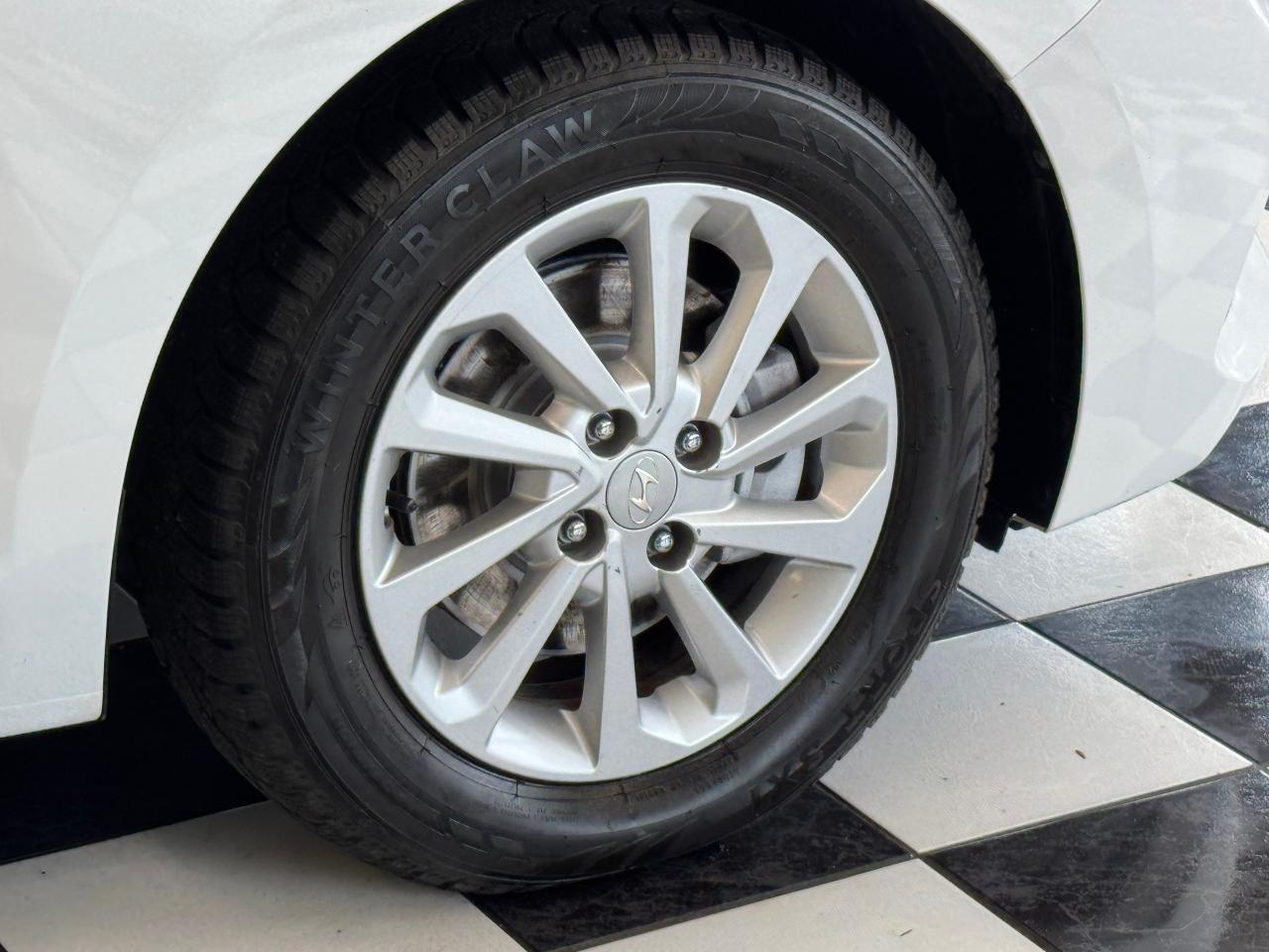 2019 Hyundai Accent Preferred+ApplePlay+Heated Seats+CLEAN CARFAX - Photo #52