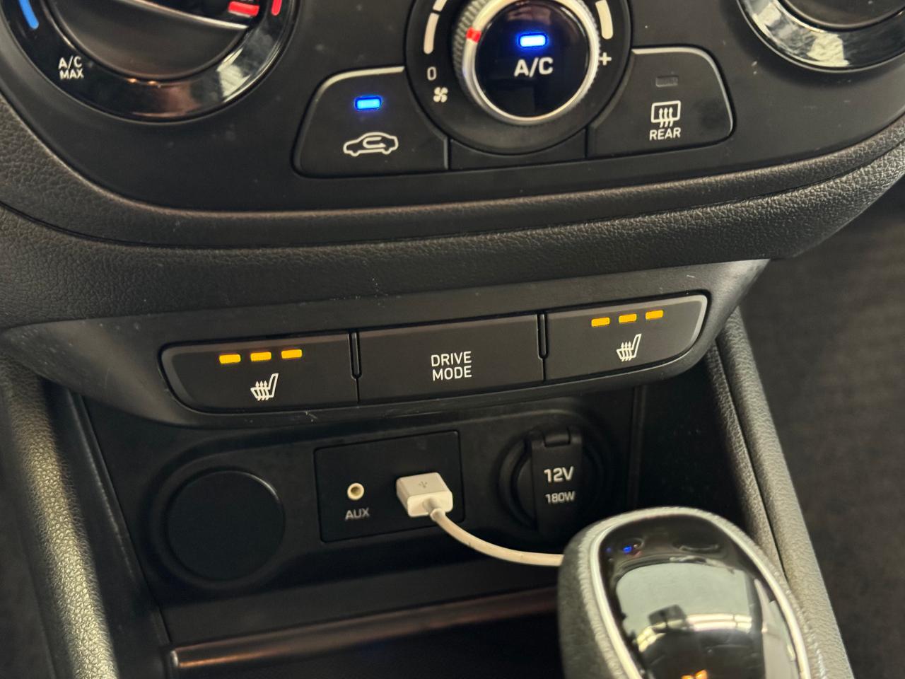 2019 Hyundai Accent Preferred+ApplePlay+Heated Seats+CLEAN CARFAX - Photo #32