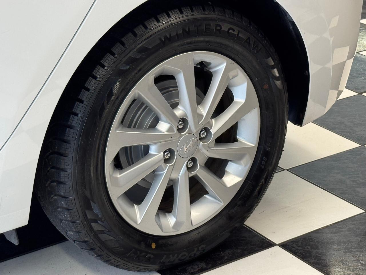 2019 Hyundai Accent Preferred+ApplePlay+Heated Seats+CLEAN CARFAX - Photo #50