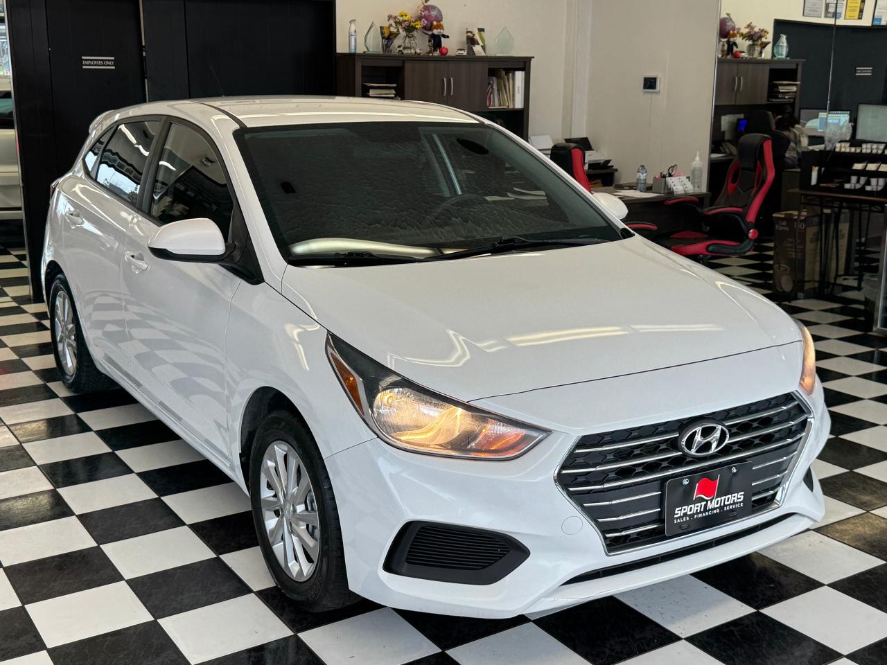 2019 Hyundai Accent Preferred+ApplePlay+Heated Seats+CLEAN CARFAX - Photo #6