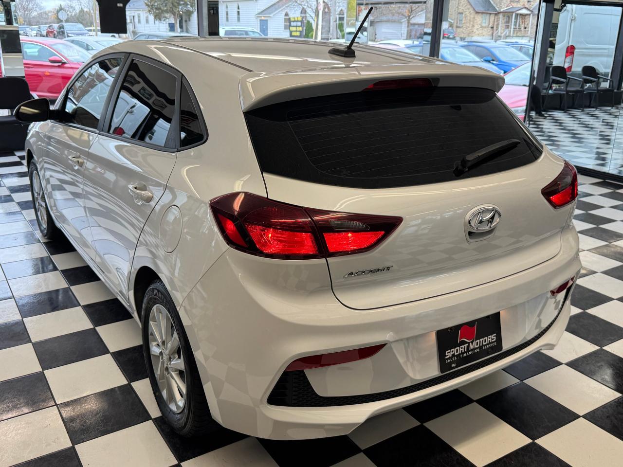 2019 Hyundai Accent Preferred+ApplePlay+Heated Seats+CLEAN CARFAX - Photo #3