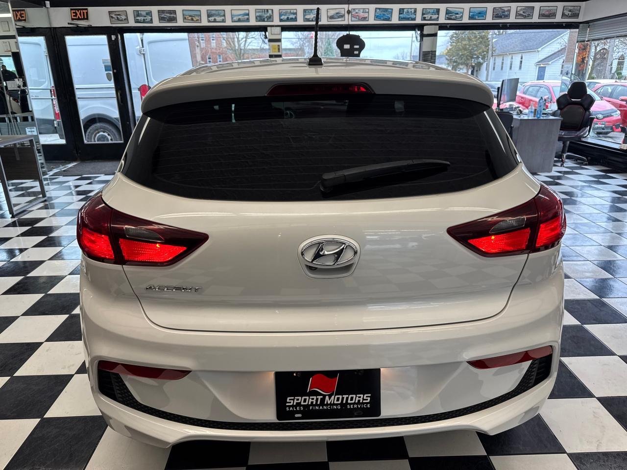 2019 Hyundai Accent Preferred+ApplePlay+Heated Seats+CLEAN CARFAX Photo65
