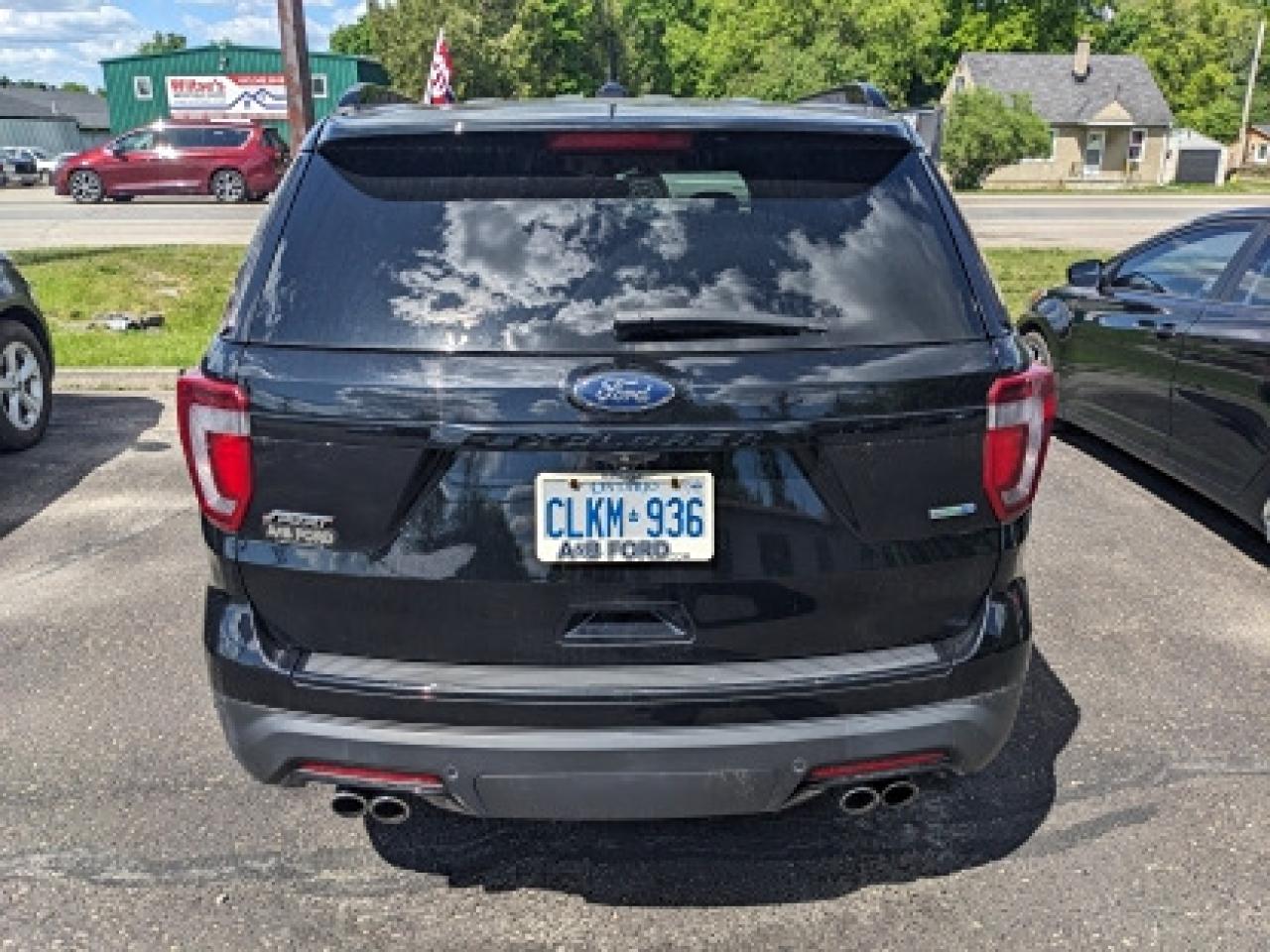 2018 Ford Explorer Sport EcoBoost 4WD - Photo #5