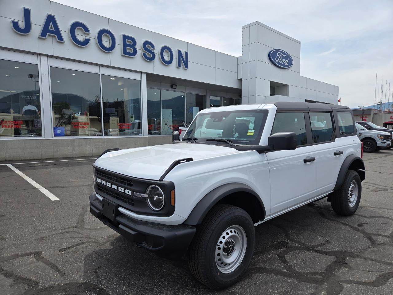 New 2025 Ford Bronco Base for sale in Salmon Arm, BC