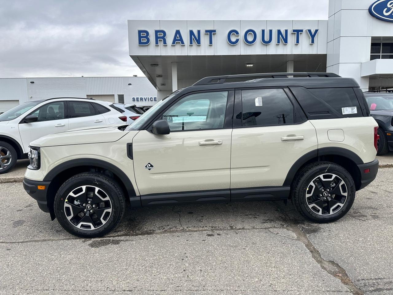 New 2024 Ford Bronco Sport |OUTBANKS | 300A| DESERT SAND | for sale in Brantford, ON