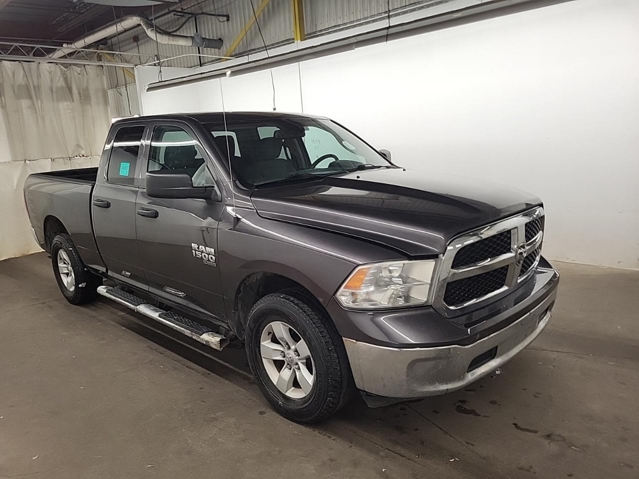 Used 2019 RAM 1500 Classic ST Quad Cab 4X4 / Reverse Camera for sale in Mississauga, ON