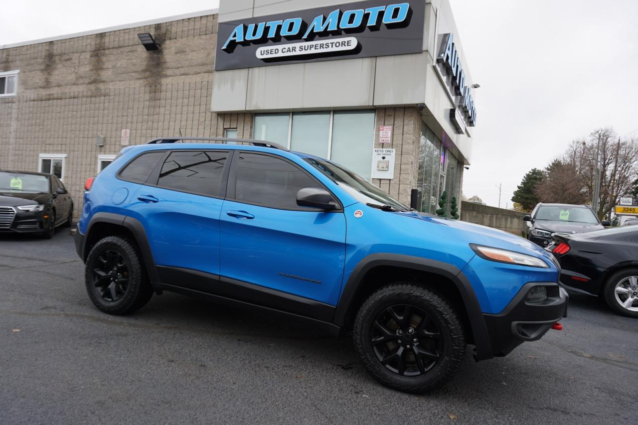 Used 2018 Jeep Cherokee TRAILHAWK 4WD CERTIFIED *SERVICE HISTORY* CAMERA BLUETOOTH LEATHER HEATED SEATS CRUISE ALLOYS for sale in Burlington, ON