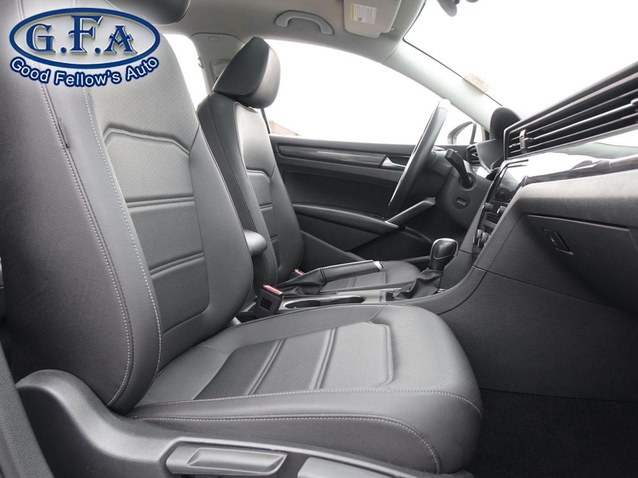 2021 Volkswagen Passat HIGHLINE MODEL, LEATHER SEATS, SUNROOF, REARVIEW C Photo11