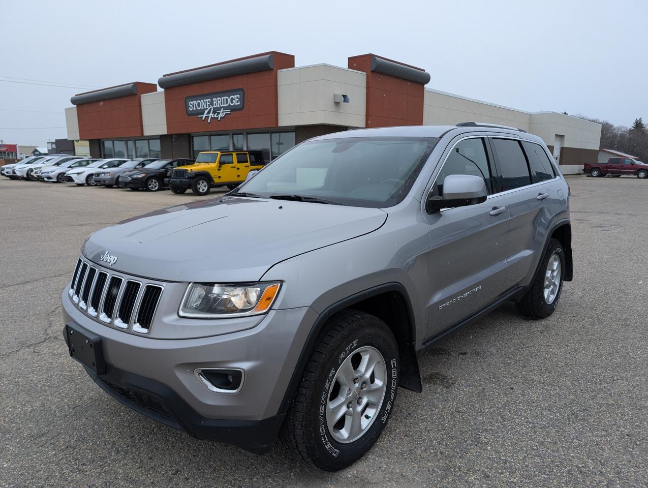 Used 2016 Jeep Grand Cherokee Laredo for sale in Steinbach, MB