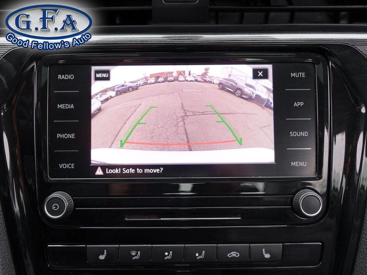 2021 Volkswagen Passat HIGHLINE MODEL, LEATHER SEATS, SUNROOF, REARVIEW C - Photo #19