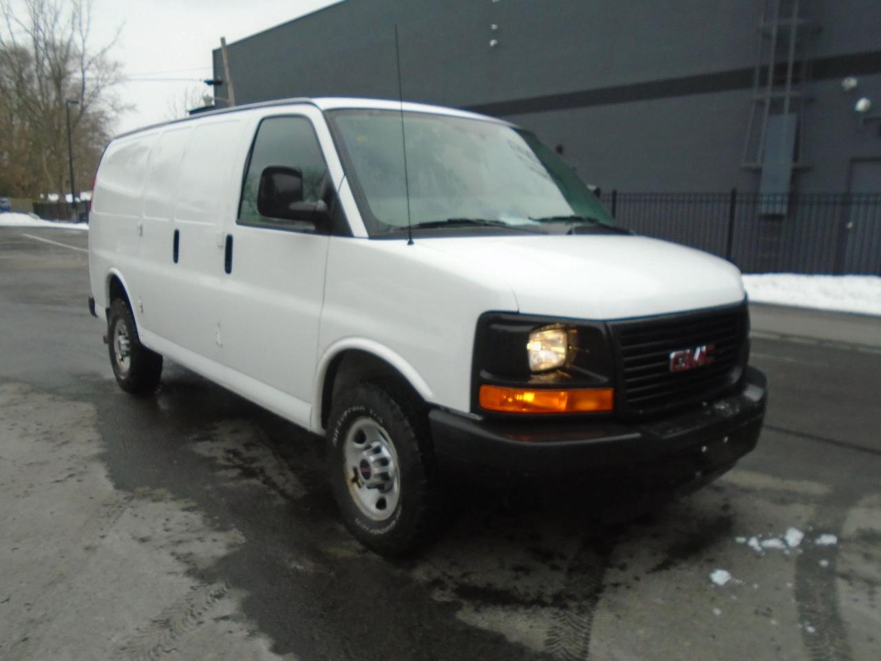 Used 2015 GMC Savana 2500 RWD 2500 135 for sale in Fenwick, ON