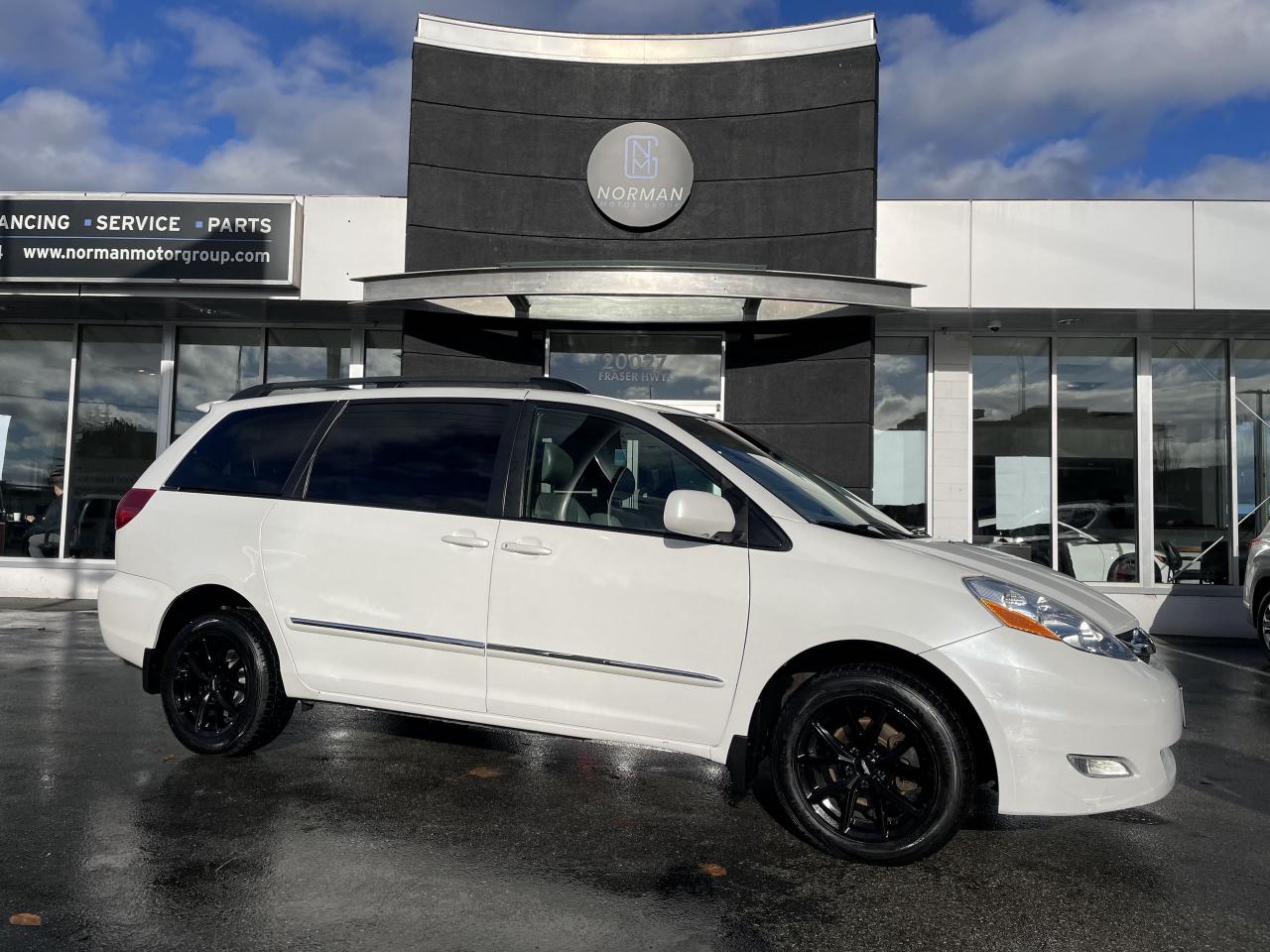 Used 2008 Toyota Sienna XLE LTD AWD PWR HEATED LEATHER SUNROOF PWR DOORS/H for sale in Langley, BC