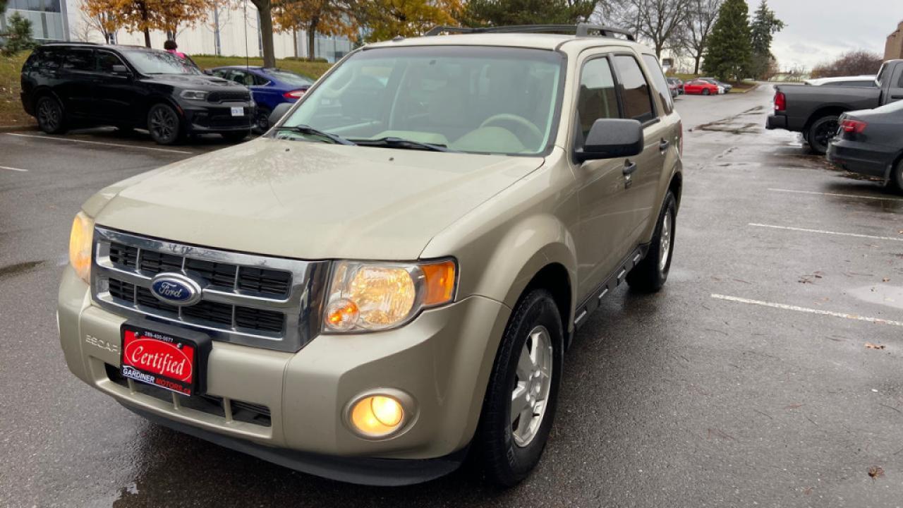 Used 2011 Ford Escape XLT 4dr 4x4 Automatic for sale in Mississauga, ON