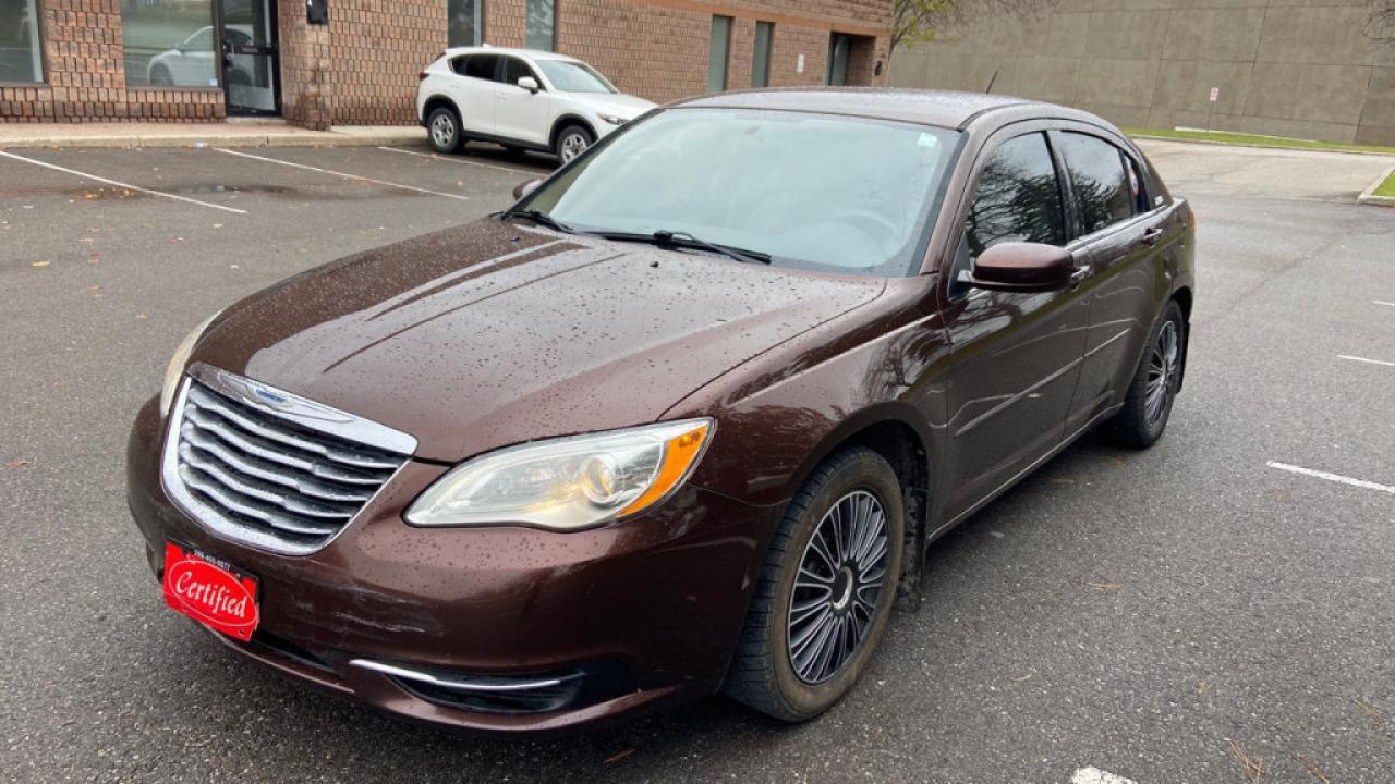 Used 2013 Chrysler 200 LX 4dr Sedan Automatic for sale in Mississauga, ON