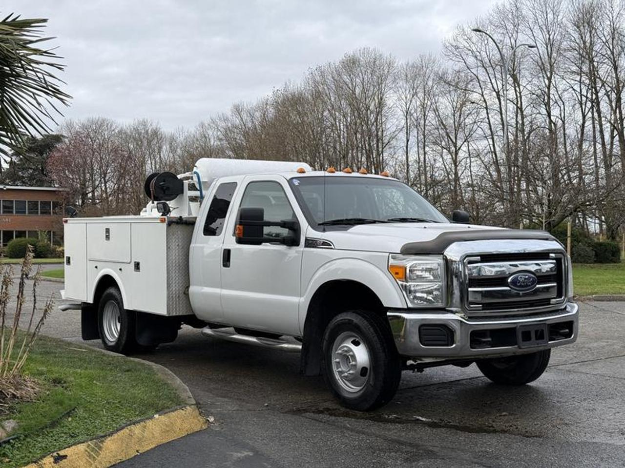 2013 Ford F-350 SD Service Truck 4WD, 6.2L V8 OHV 16V engine, 8 cylinder, 4 door, automatic, 4WD, 4-Wheel ABS, cruise control, air conditioning, AM/FM radio, CD player, power door locks, power windows, vimac Compressor, dual air tanks,  power mirrors, white exterior, black interior. Certification and Decal Valid until August 2025. This item is currently OFFSITE. You must register an appointment with our office to schedule an offsite viewing. Appointments must be made a minimum of one business day in advance (and as defined by the days that Repo.com is open for business) before your appointment can be scheduled and confirmed. We may, at our own discretion, instead opt to transport smaller items to Repo.coms main yard for viewing purposes.  $29,870.00 plus $375 processing fee, $30,245.00 total payment obligation before taxes.   Listing report, warranty, contract commitment cancellation fee. All above specifications and information is considered to be accurate but is not guaranteed and no opinion or advice is given as to whether this item should be purchased. We do not allow test drives due to theft, fraud, acts of vandalism and undetectable impaired driving. Instead we provide the following benefits: Complimentary Warranty (with options to extend), Limited Money Back Satisfaction Guarantee on Fully Completed Contracts, Contract Commitment Cancellation, and an Open-Ended Sell-Back Option. Ask seller for details or call 604-522-REPO(7376) to confirm listing availability.