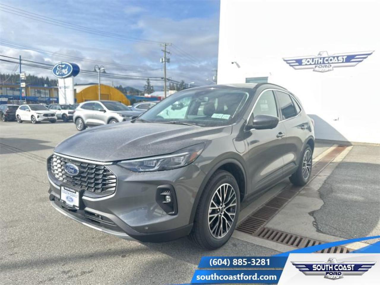 New 2025 Ford Escape PHEV  - Sunroof - Heated Seats for sale in Sechelt, BC