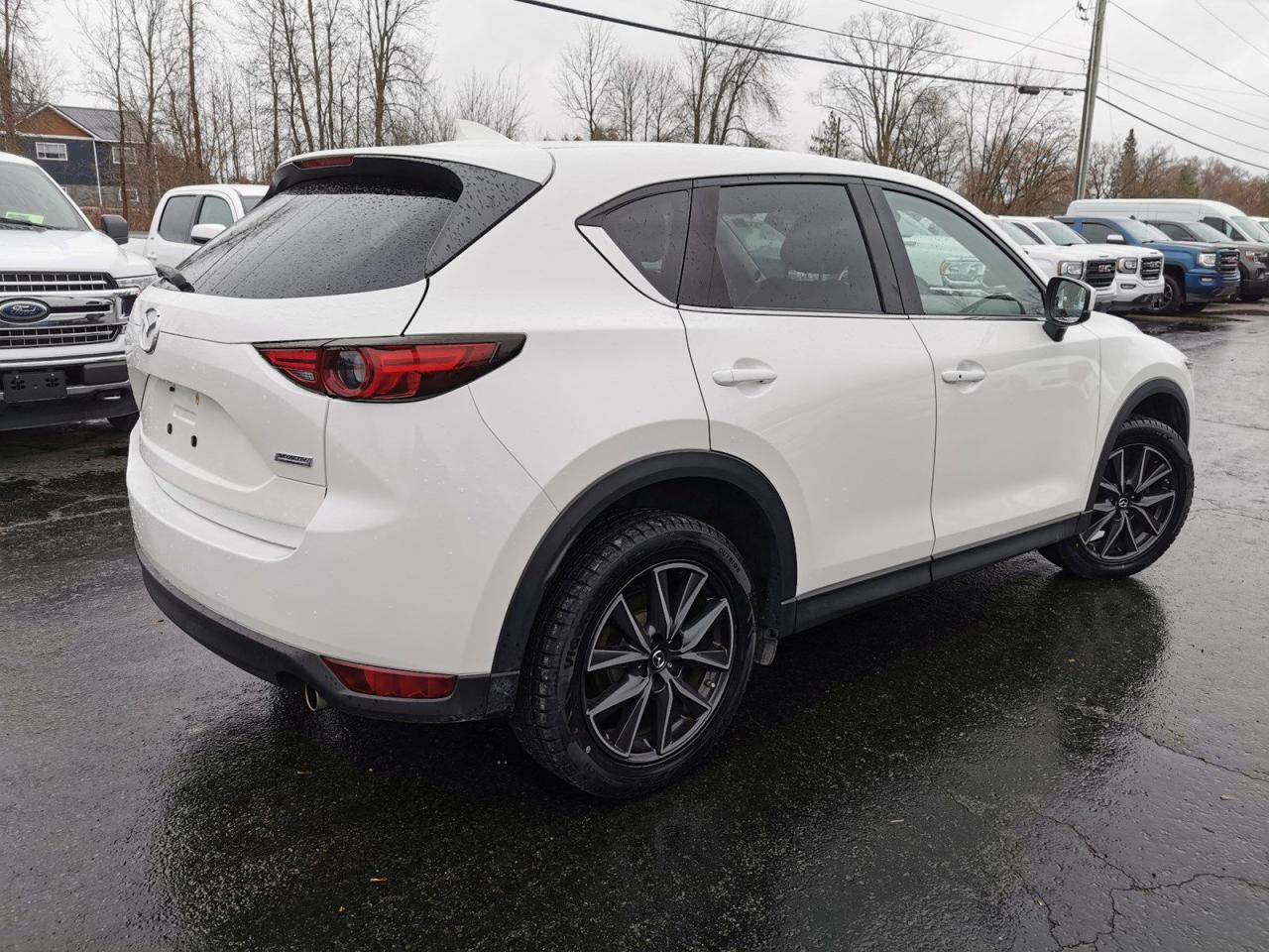 2017 Mazda CX-5 Grand Touring AWD - Photo #5