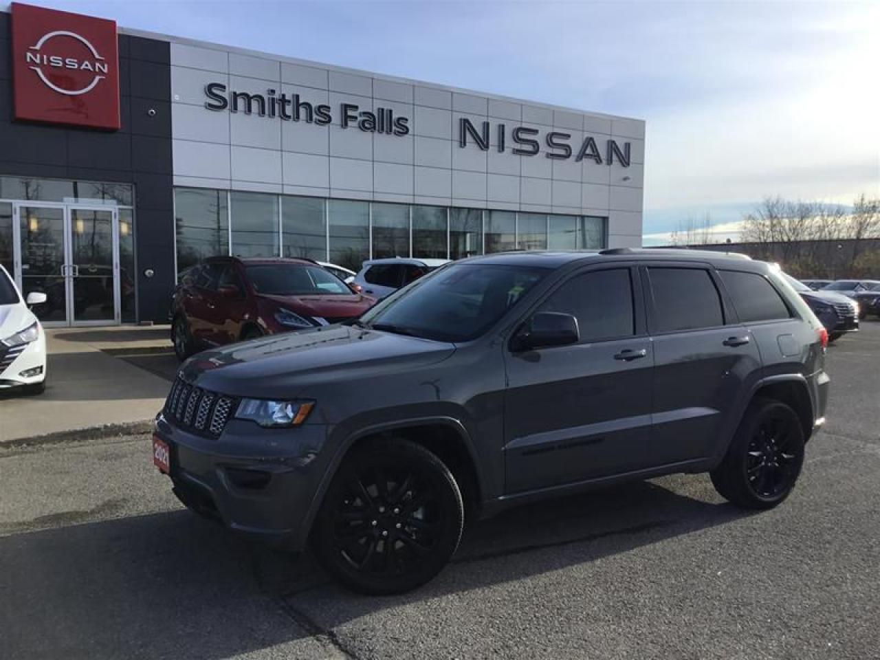 Used 2021 Jeep Grand Cherokee 4X4 Laredo for sale in Smiths Falls, ON