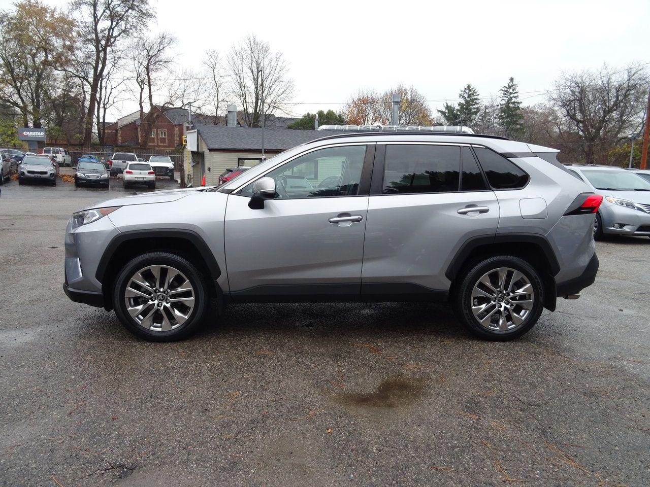 Used 2021 Toyota RAV4 XLE for sale in Scarborough, ON