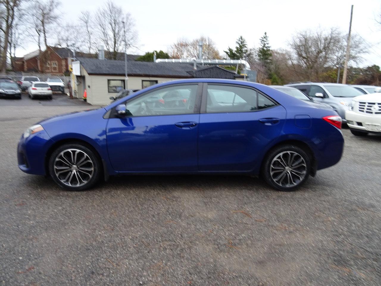 Used 2014 Toyota Corolla S for sale in Scarborough, ON